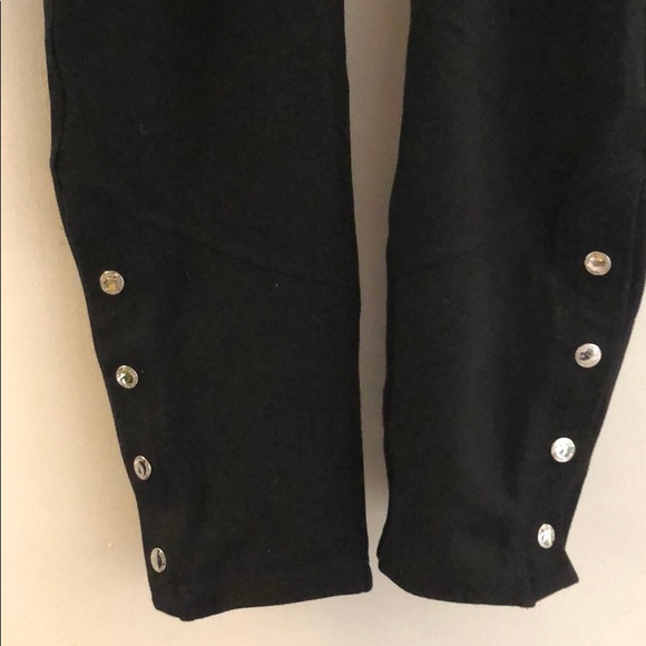 Calvin Klein athletic legging with pocket & snaps - Picture 4 of 5